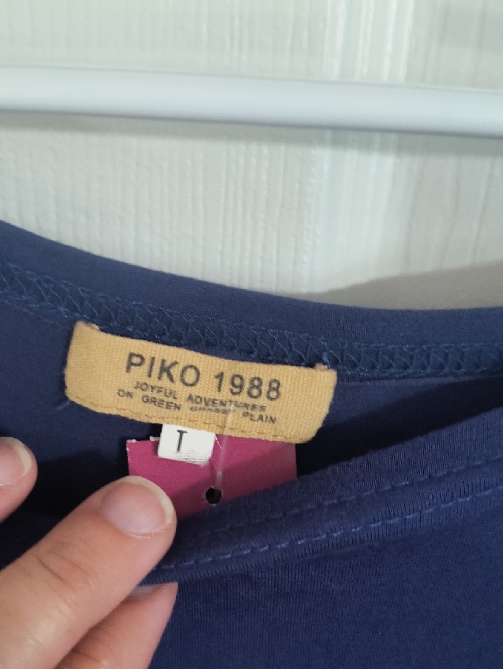 Piko 1988 Navy Relaxed Scoop Neck Short Sleeve Tee - Picture 2 of 3